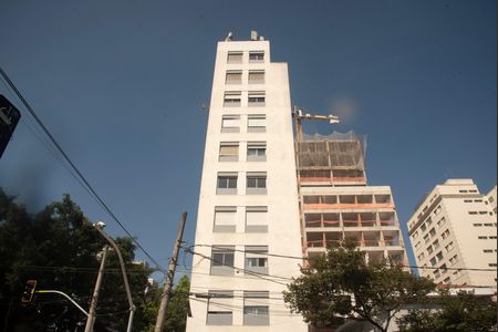 Apartamento à venda com 69m², 2 quartos e 1 vagaFachada