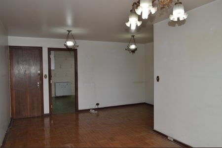 Apartamento à venda com 81m², 2 quartos e 1 vagaSala