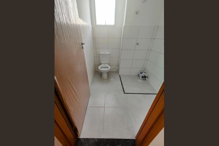 Apartamento à venda com 45m², 2 quartos e 1 vaga Apartamento à venda com 45m², 2 quartos e 1 vagaBanheiro
