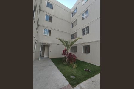 Apartamento à venda com 45m², 2 quartos e 1 vaga Apartamento à venda com 45m², 2 quartos e 1 vagaFachada do bloco