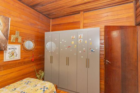 Casa à venda com 229m², 3 quartos e 2 vagasQuarto 2