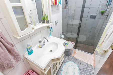 Casa à venda com 229m², 3 quartos e 2 vagasBanheiro