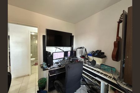 Apartamento à venda com 66m², 3 quartos e 1 vagaQuarto 2