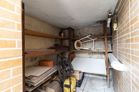 Casa à venda com 140m², 2 quartos e 2 vagasDepósito