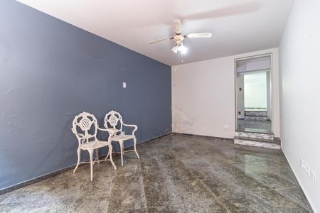 Casa à venda com 140m², 2 quartos e 2 vagasSala 2