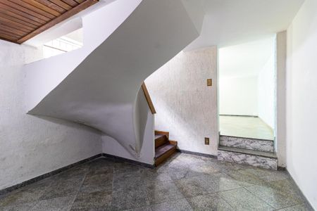 Casa à venda com 140m², 2 quartos e 2 vagasHall da Escada