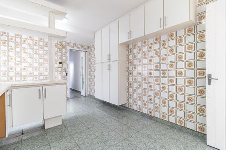 Casa à venda com 140m², 2 quartos e 2 vagasCozinha