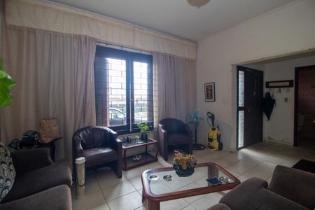 Casa à venda com 136m², 3 quartos e sem vaga Casa à venda com 136m², 3 quartos e sem vagaSala