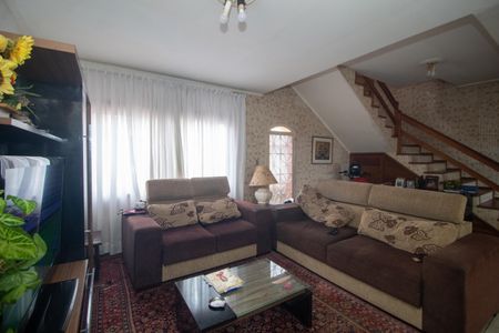 Casa à venda com 136m², 3 quartos e sem vaga Casa à venda com 136m², 3 quartos e sem vagaSala