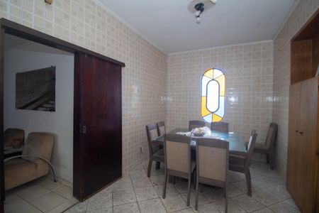 Casa à venda com 136m², 3 quartos e sem vaga Casa à venda com 136m², 3 quartos e sem vagaCozinha