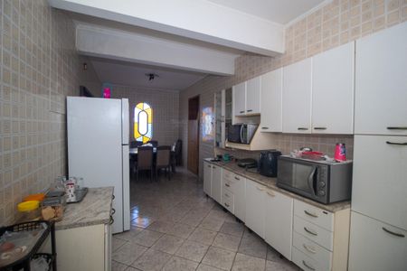 Casa à venda com 136m², 3 quartos e sem vaga Casa à venda com 136m², 3 quartos e sem vagaCozinha