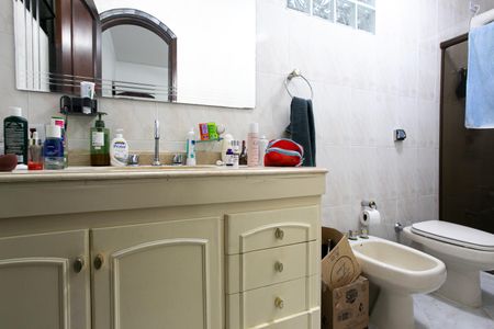 Casa à venda com 250m², 3 quartos e 3 vagasBanheiro da Suíte