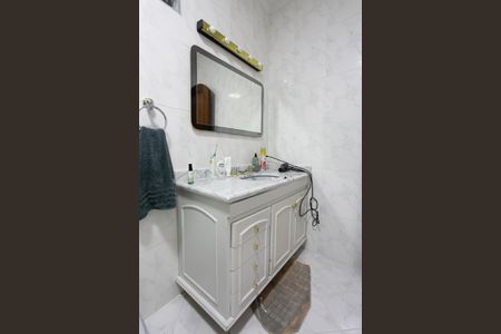 Casa à venda com 250m², 3 quartos e 3 vagasBanheiro Social