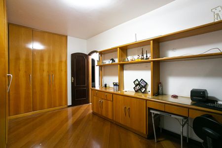 Casa à venda com 250m², 3 quartos e 3 vagasQuarto 2