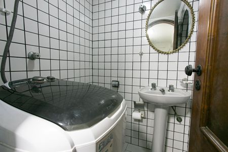 Casa à venda com 250m², 3 quartos e 3 vagasÁrea de Serviço