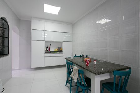 Casa à venda com 250m², 3 quartos e 3 vagasCozinha