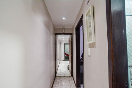 Apartamento à venda com 67m², 2 quartos e 1 vagaCorredor