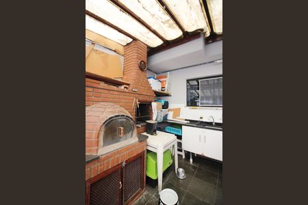 Casa à venda com 210m², 3 quartos e 2 vagasChurrasqueira