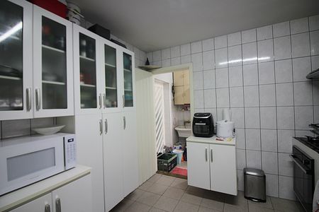 Casa à venda com 210m², 3 quartos e 2 vagasCozinha