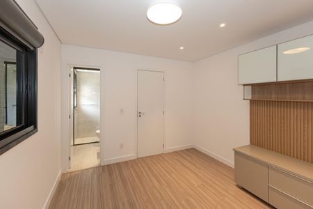 Apartamento à venda com 160m², 3 quartos e 3 vagasSuíte 1