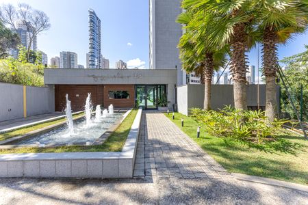 Apartamento à venda com 160m², 3 quartos e 3 vagasFachada