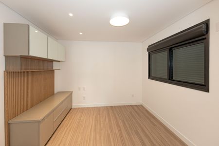 Apartamento à venda com 160m², 3 quartos e 3 vagasSuíte 1