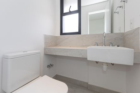 Apartamento à venda com 160m², 3 quartos e 3 vagasLavabo