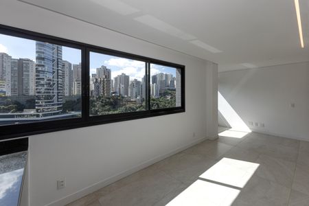 Apartamento à venda com 160m², 3 quartos e 3 vagasSala 2