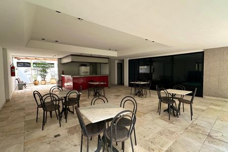 Apartamento à venda com 76m², 1 quarto e 1 vagaÁrea comum