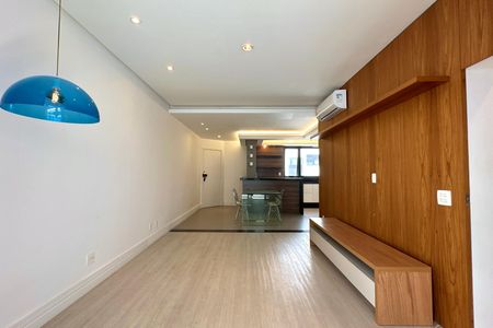 Apartamento à venda com 76m², 1 quarto e 1 vagaSala