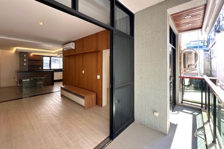 Varanda de apartamento à venda com 1 quarto, 76m² em Leblon, Rio de Janeiro