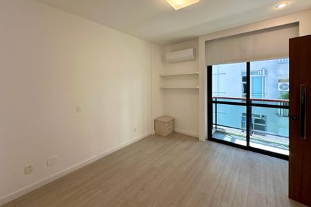 Apartamento à venda com 76m², 1 quarto e 1 vagaSuíte