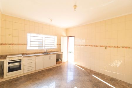 Casa à venda com 262m², 3 quartos e 1 vagaCozinha