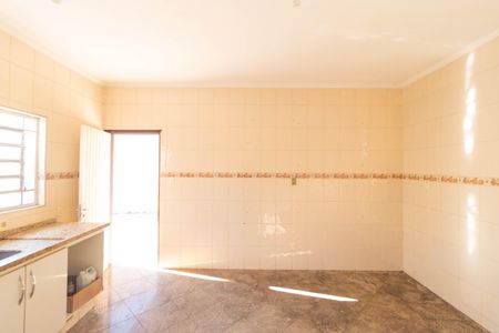 Casa à venda com 262m², 3 quartos e 1 vagaCozinha