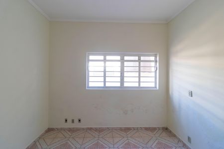 Casa à venda com 262m², 3 quartos e 1 vagaEscritório