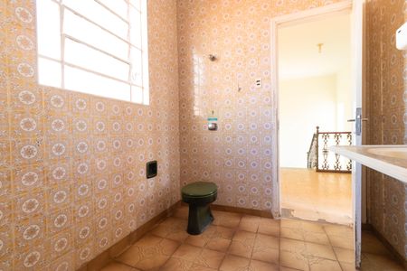 Casa à venda com 262m², 3 quartos e 1 vagaBanheiro 01