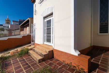 Casa à venda com 262m², 3 quartos e 1 vagaQuintal da Frente