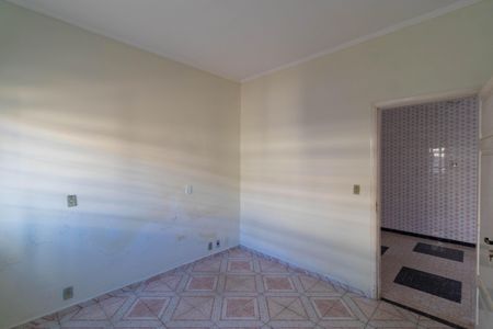 Casa à venda com 262m², 3 quartos e 1 vagaEscritório