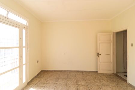 Casa à venda com 262m², 3 quartos e 1 vagaSala