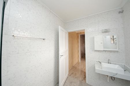 Casa para alugar com 66m², 2 quartos e 3 vagasBanheiro