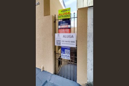 Casa à venda com 90m², 2 quartos e sem vagaFachada+Placa