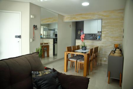 Apartamento à venda com 80m², 2 quartos e 2 vagasSala