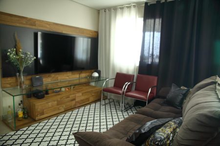 Apartamento à venda com 80m², 2 quartos e 2 vagasSala