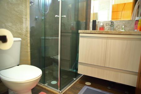 Apartamento à venda com 80m², 2 quartos e 2 vagasBanheiro da Suíte