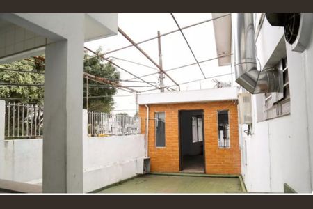 Casa à venda com 166m², 4 quartos e 3 vagas Casa à venda com 166m², 4 quartos e 3 vagasFoto 25