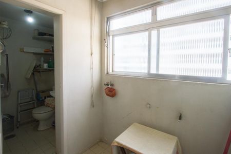 Apartamento à venda com 72m², 2 quartos e 1 vagaÁrea de Serviço