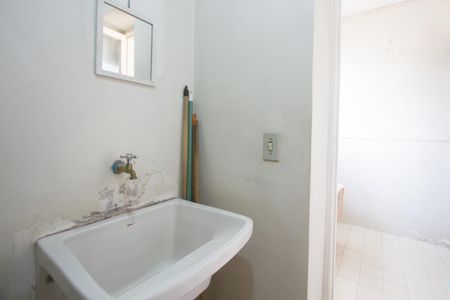 Apartamento à venda com 72m², 2 quartos e 1 vagaÁrea de Serviço