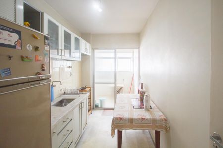 Apartamento à venda com 72m², 2 quartos e 1 vagaCozinha