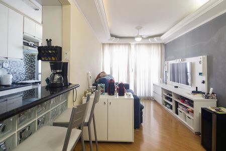 Apartamento à venda com 57m², 2 quartos e 2 vagasSala