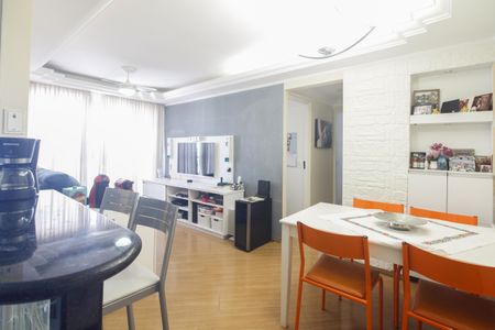 Apartamento à venda com 57m², 2 quartos e 2 vagasSala